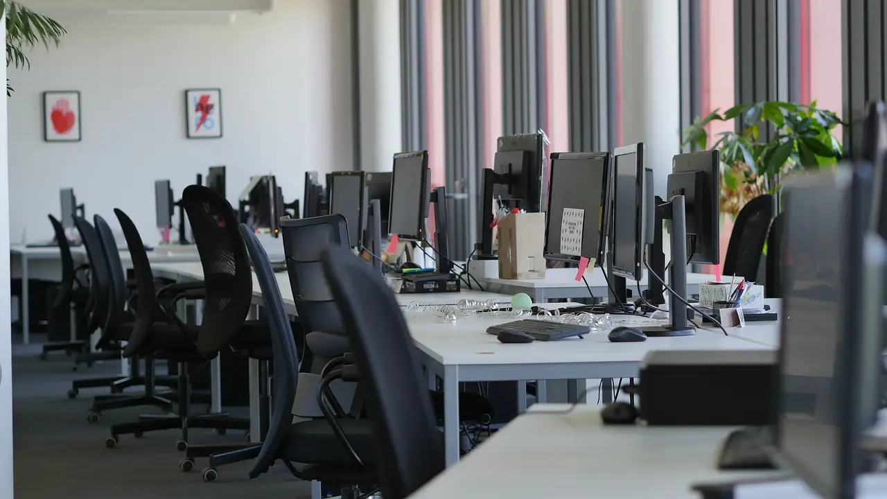 Scopri come aprire una società a responsabilità limitata: tempi, costi e norme aggiornate SC - Apertura SRL